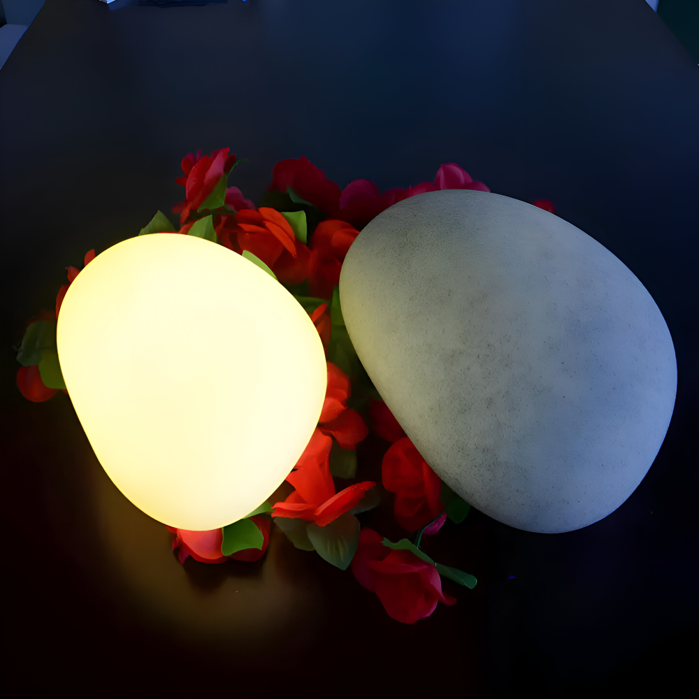 Decoratieve Tuinlamp In Steenvorm Met Solarverlichting Voor Buitenruimtes