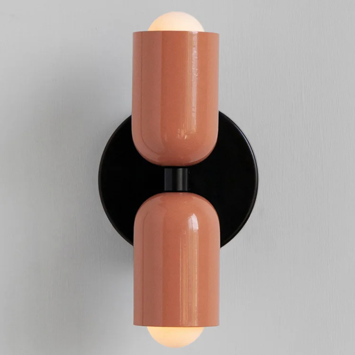 Scandinavische Wandlamp Met LED Verlichting Voor Warme En Sfeervolle Interieurs