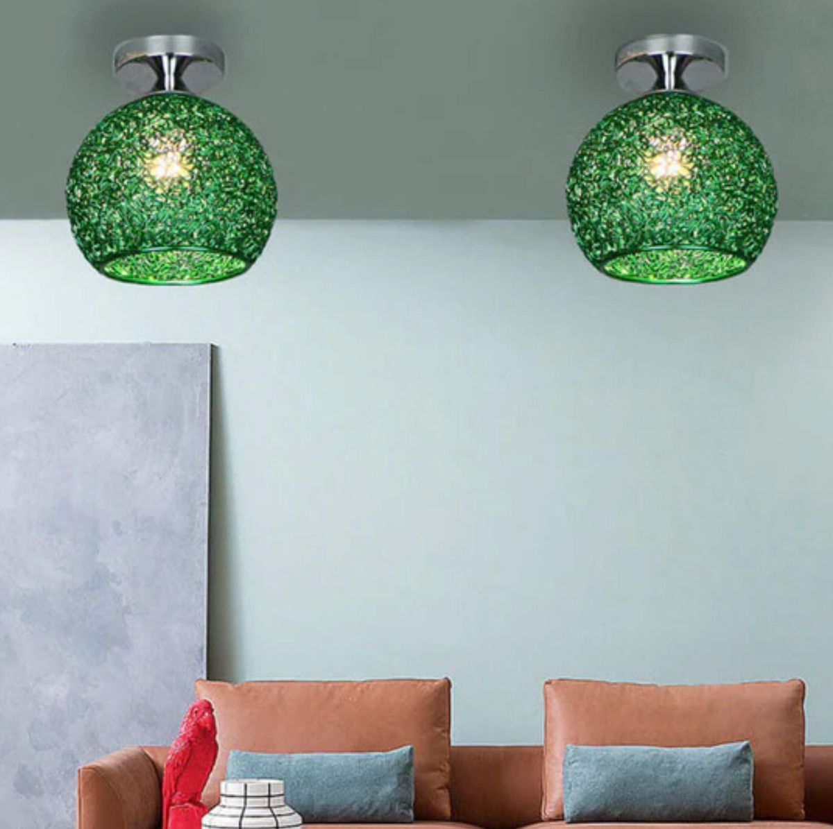 Metalen Plafondlamp Met Gevlochten Globe En Decoratieve Lichtpatronen