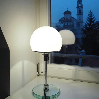 Bauhaus Tafellamp Met Glazen Bollen En Chromen Voet