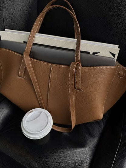 Luxe Tote Tas Met Ruime Opbergvakken En Tijdloze Uitstraling