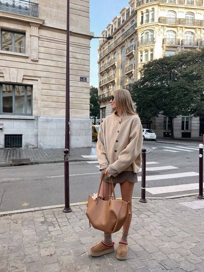 Luxe Tote Tas Met Ruime Opbergvakken En Tijdloze Uitstraling