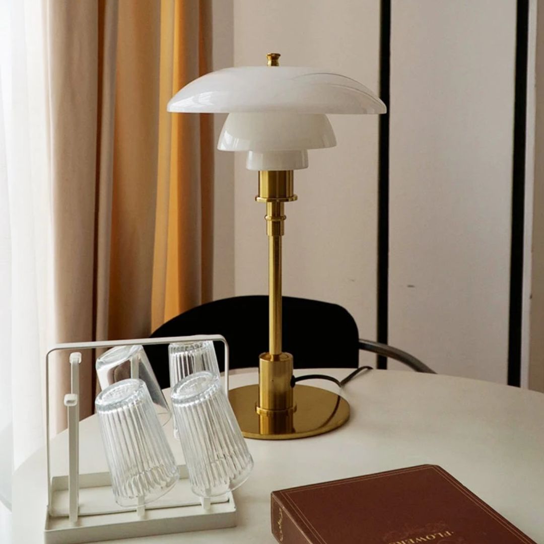 Moderne LED Tafellamp Met Scandinavisch Ontwerp