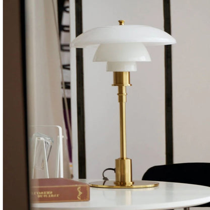 Moderne LED Tafellamp Met Scandinavisch Ontwerp