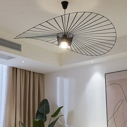 Scandinavische Hanglamp Met Strohoed Design En Open Draadframe