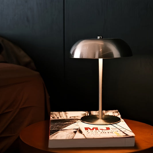 Oplaadbare Metalen Tafellamp met Draadloos Ontwerp