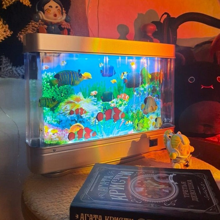 Aquariumlamp Met Bewegende Vissen En Rustgevende Onderwater­sfeer Voor Dagelijks Gebruik