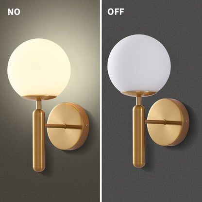 Glazen Wandlamp Met Moderne Bolvorm Voor Zachte Elegante Sfeerverlichting