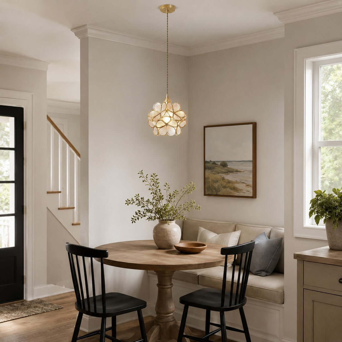 Elegante Bloemvormige Hanglamp van Glas met Messing Details
