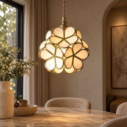 Elegante Bloemvormige Hanglamp van Glas met Messing Details