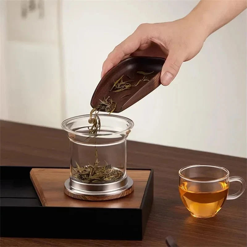 Borosilicaat Theekan Met Houten Handgreep En Afneembare Infuser Voor Rustige Theemomenten