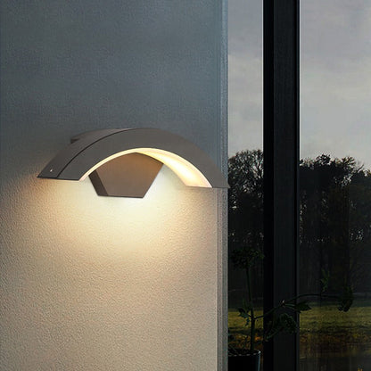 Moderne Buitenwandlamp met Gebogen LED Arm