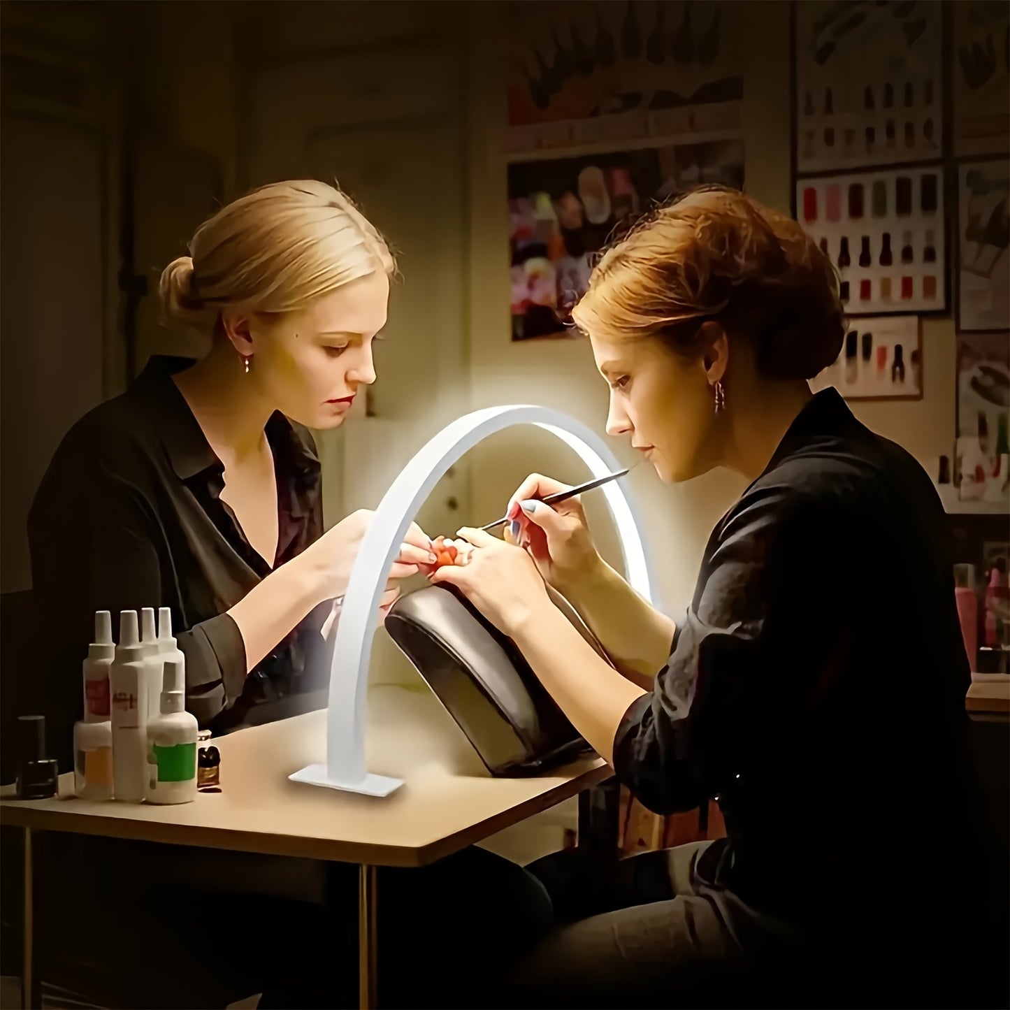 LED Bureau Schoonheidslamp – Halvemaanvorm met Dimbare Kleuren en USB-Voeding