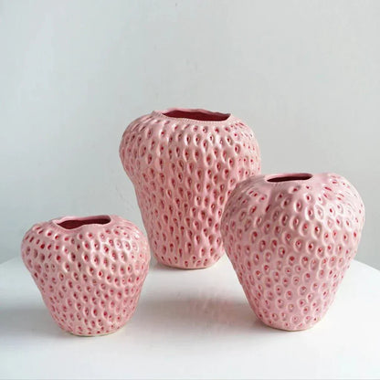 Keramische Decoratieve Vaas Met Sculpturaal Vruchtontwerp