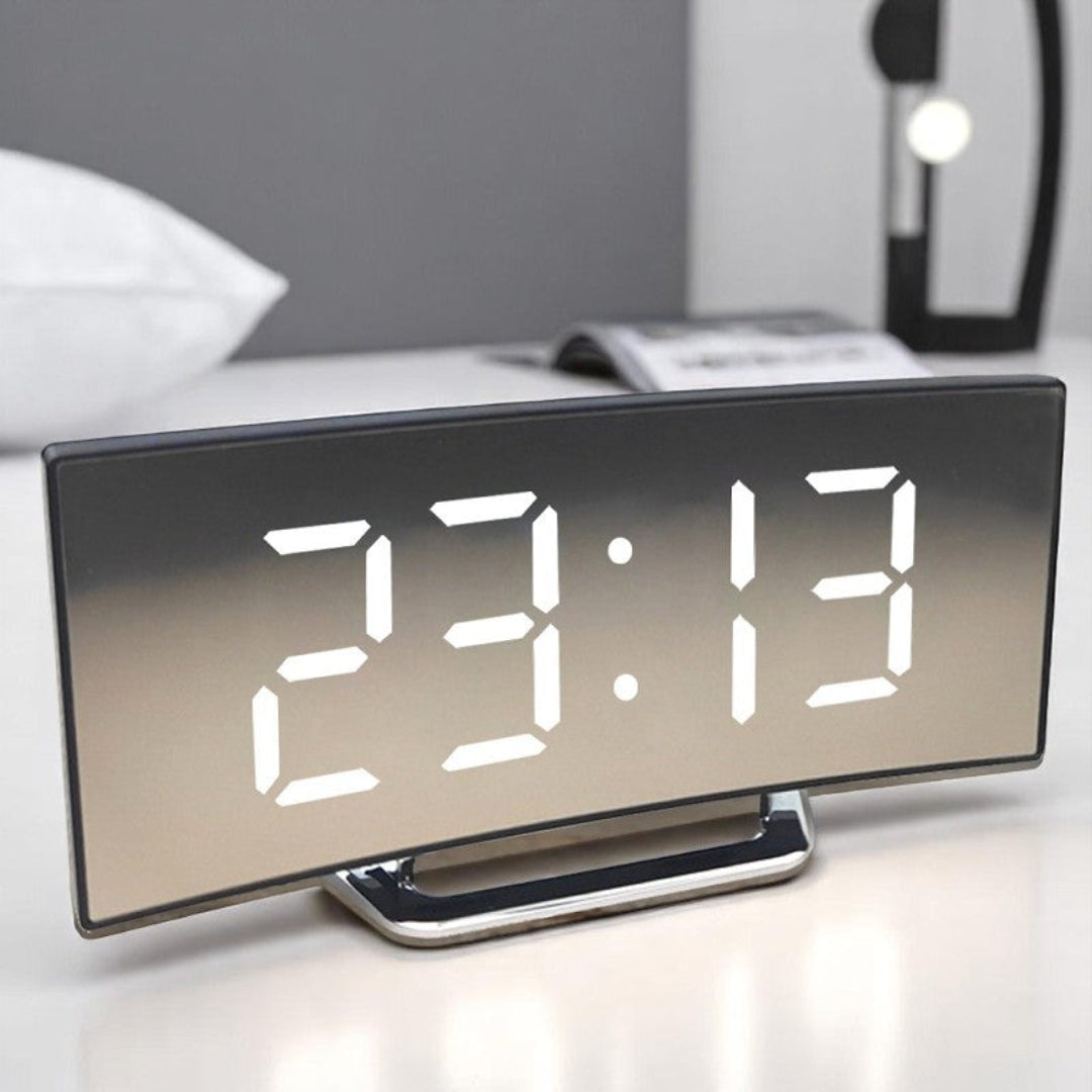 Digitale Wekker met Gebogen Leddisplay