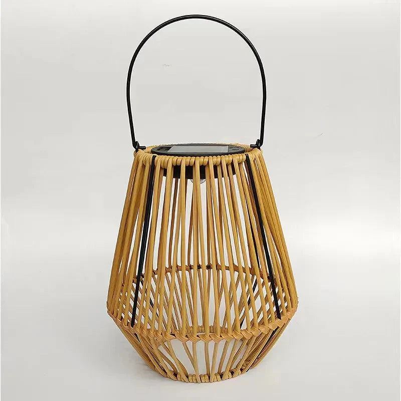 Solar Rattan Lantaarn Met Automatische Verlichting Voor Tuin En Terras