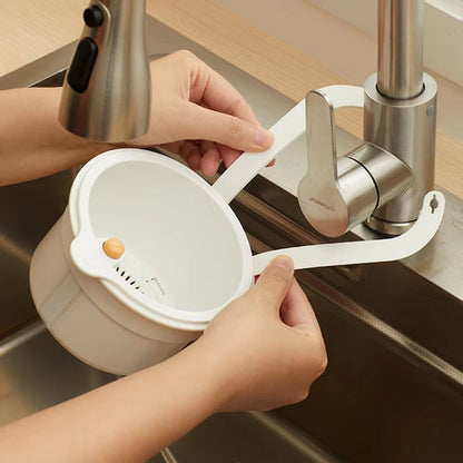 Afwaterkorf Voor Hygiënisch En Handsfree Afspoelen Bij De Kraan