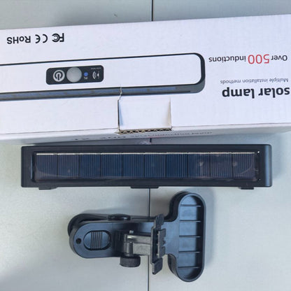 Ultraheldere Solar Clip‑On Buitenlamp met Bewegingssensor en 1200mAh Accu