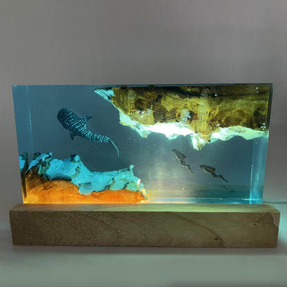 WhaleGlow Resinlamp – Handgemaakte Zeegezicht Bedlamp voor Slaapkamerdecoratie