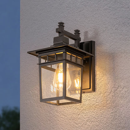 Buitenwandlamp Met Klassiek Ontwerp En Weerbestendige Constructie