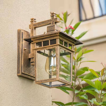 Buitenwandlamp Met Klassiek Ontwerp En Weerbestendige Constructie