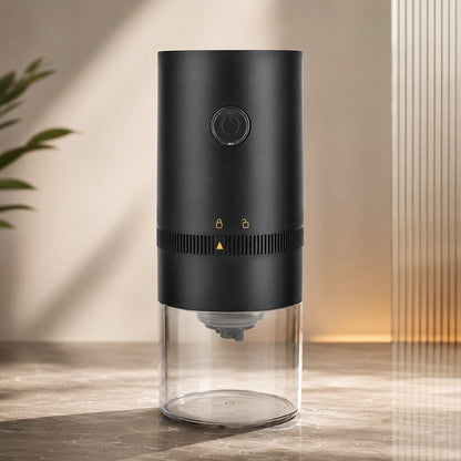 Elektrische Koffiemolen Met Instelbare Maalgraad En Compact Ontwerp Voor Dagelijks Gebruik