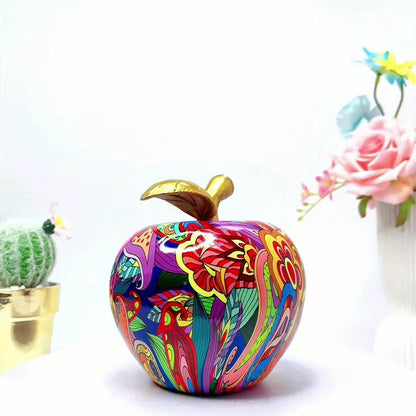 Appel sculptuur – kleurrijk handbeschilderd kunstobject van hars voor tafeldecoratie en feestelijk cadeaugebruik