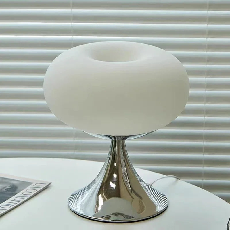 Vintage Appel Tafellamp van Glas in Bauhaus Stijl