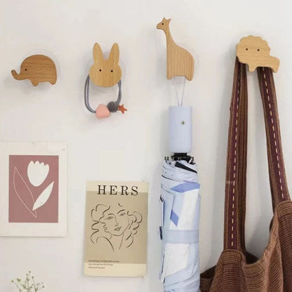 Houten Wandhaken Met Speels Ontwerp En Scandinavische Uitstraling