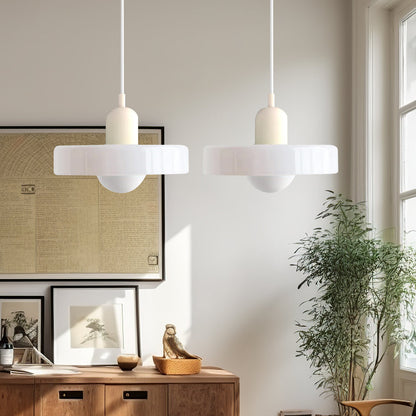 Bauhaus Hanglamp Met Dubbele Glazen Kappen Voor Sfeervolle Verlichting