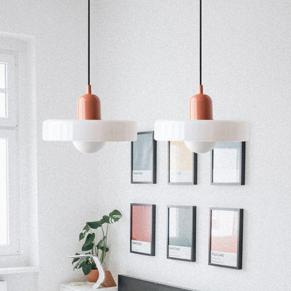 Bauhaus Hanglamp Met Dubbele Glazen Kappen Voor Sfeervolle Verlichting