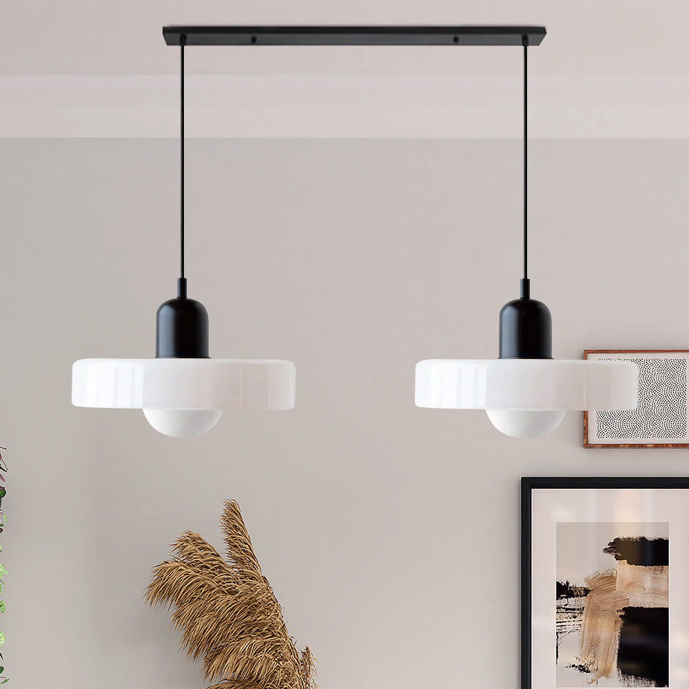 Bauhaus Hanglamp Met Dubbele Glazen Kappen Voor Sfeervolle Verlichting