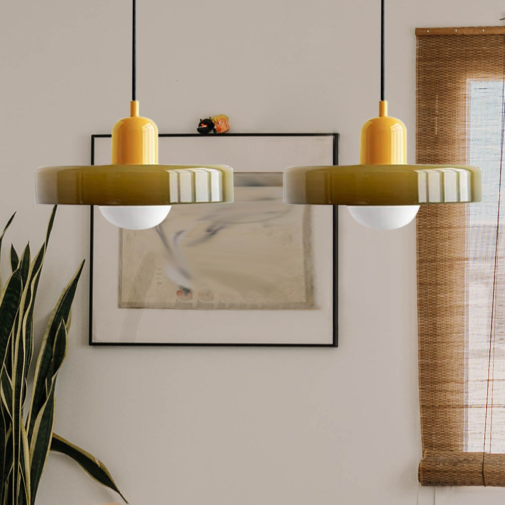 Bauhaus Hanglamp Met Dubbele Glazen Kappen Voor Sfeervolle Verlichting