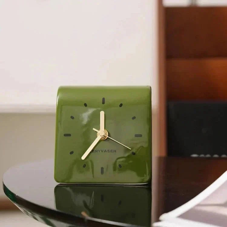 Keramische Tafelklok met Stil Uurwerk