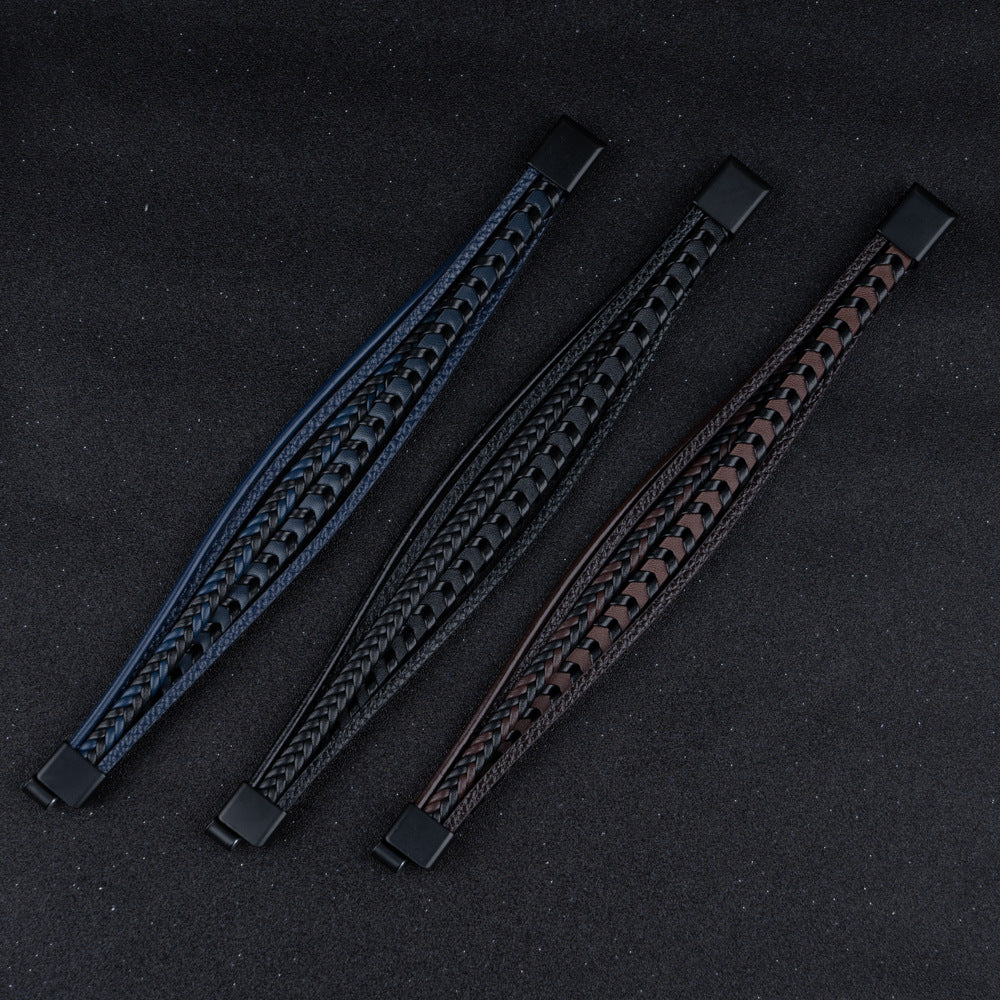 Gevlochten Leren Armband Met Magneetsluiting Voor Een Tijdloze En Verzorgde Uitstraling