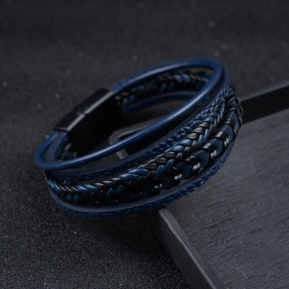 Gevlochten Leren Armband Met Magneetsluiting Voor Een Tijdloze En Verzorgde Uitstraling