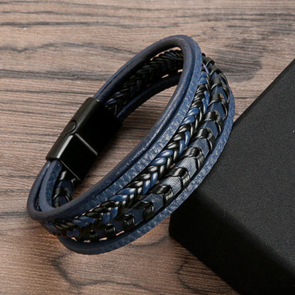 Gevlochten Leren Armband Met Magneetsluiting Voor Een Tijdloze En Verzorgde Uitstraling