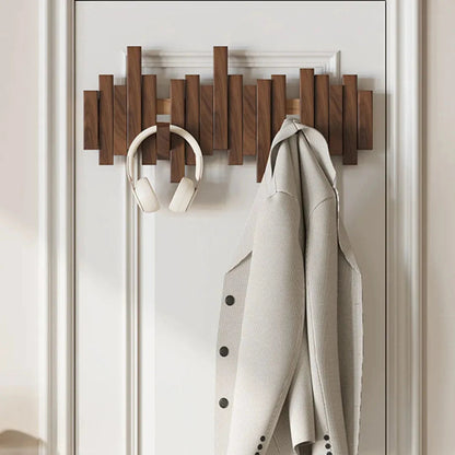 Houten Wandkapstok In Pianotoets Ontwerp