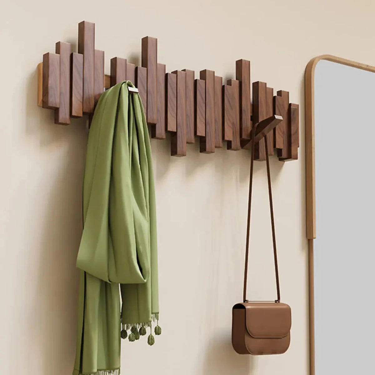 Houten Wandkapstok In Pianotoets Ontwerp