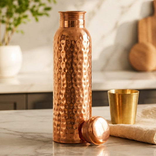 Koperen Drinkfles Met Pure Samenstelling En Dagelijkse Nacht‑Routine