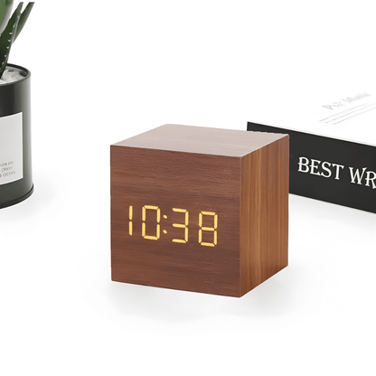LED Wekker Met Stil Design, Helder Display En Dagelijks Structuur