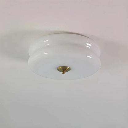 Art Deco Plafondlamp Met Gelaagde Glazen Kap Voor Tijdloze Sfeerverlichting