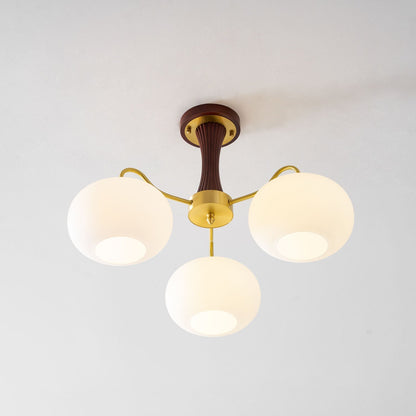 Retro Plafondlamp Met Glazen Kappen En Messing Armen