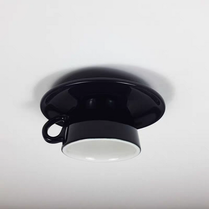 Retro Plafondlamp Met Theekopjesdesign Voor Speelse Interieurs
