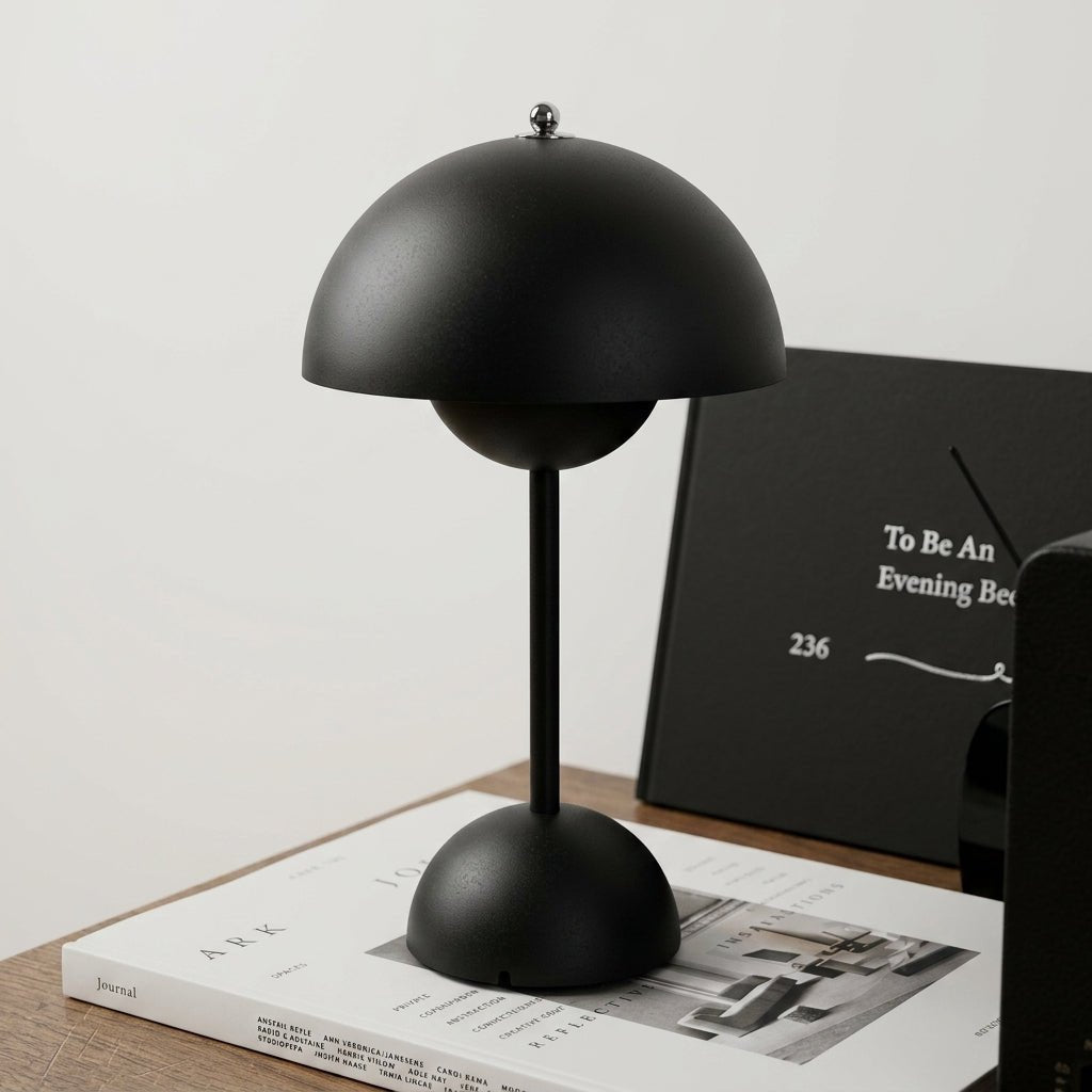 Tafellamp Met Pilootkap, Compact Ontwerp En Dagelijks Zachte Lichtverdeling