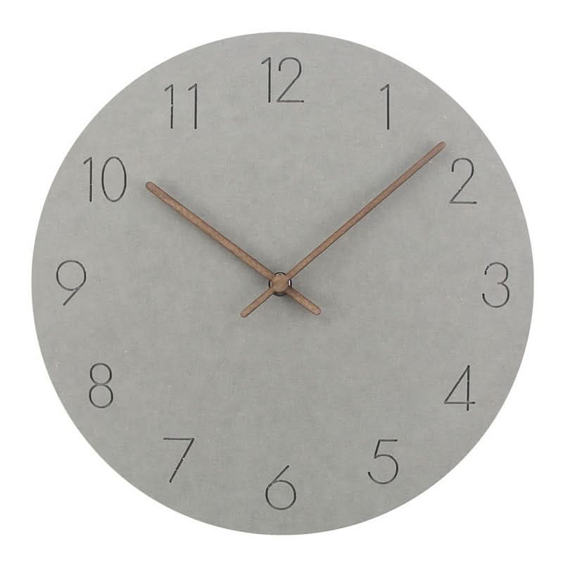 Minimalistische Wandklok met Stil Uurwerk en Walnotenhouten Wijzers