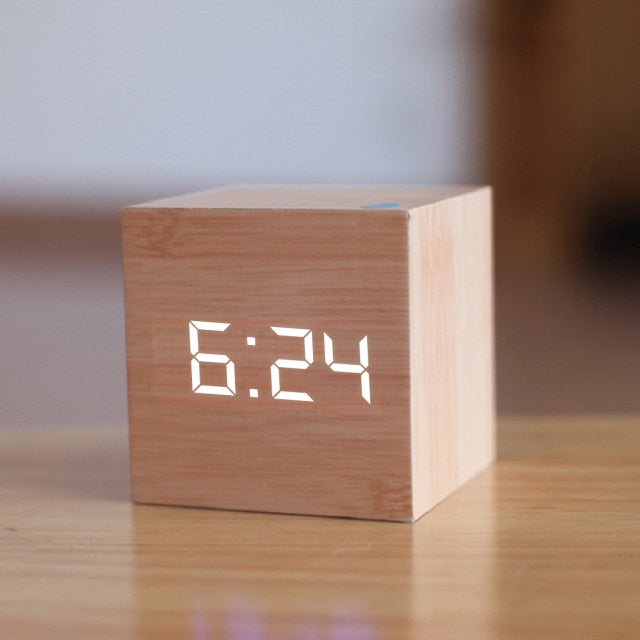 Digitale LED‑Wekker met Vierkant Display