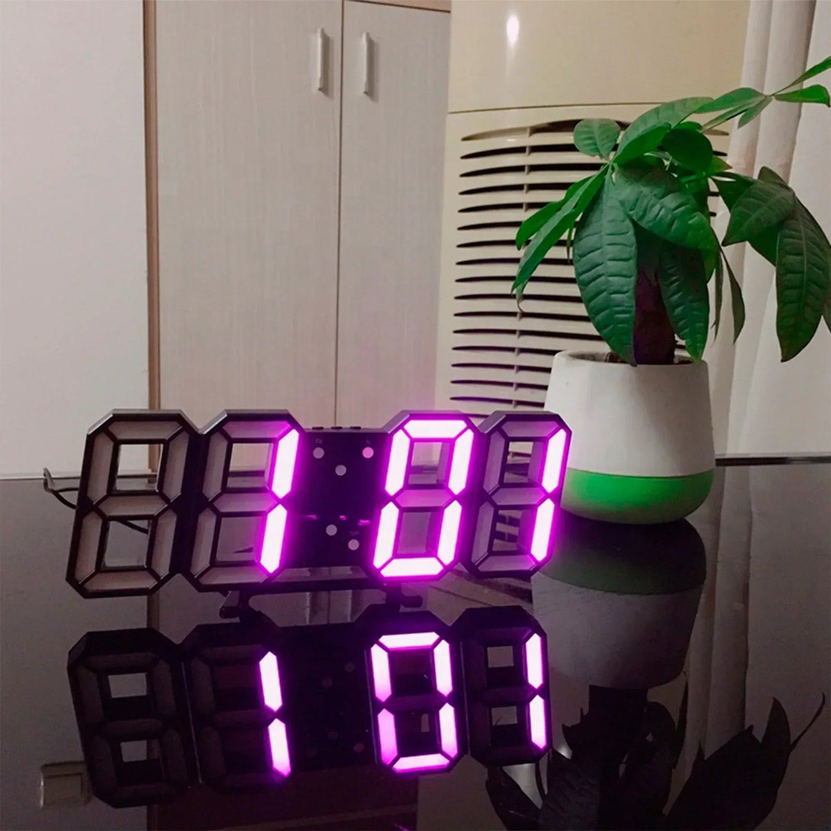 Digitale 3D LED Wandklok met Dimbare Verlichting
