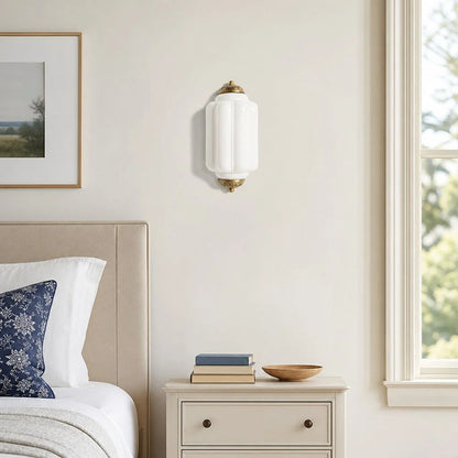 Art Deco Wandlamp met Geribbelde Glazen Kap