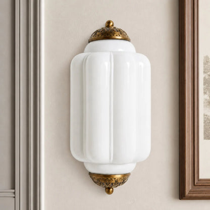 Art Deco Wandlamp met Geribbelde Glazen Kap